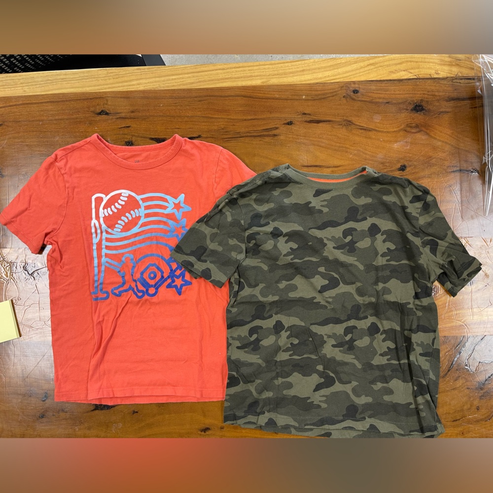 GAP Red Baseball Tee and Camo T-Shirt Kids Short Sleeve Tees- Large size 10